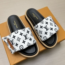 Louis Vuitton Slippers